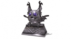 HALL13_VampireBat_Statue_320.png